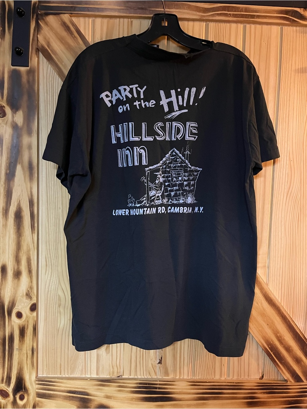 Vintage 90s Hillside Inn Cambria NY Bar T-Shirt XL Distressed Fruit of the Loom